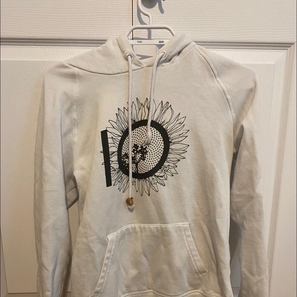 tentree Tops - tentree hoodie
